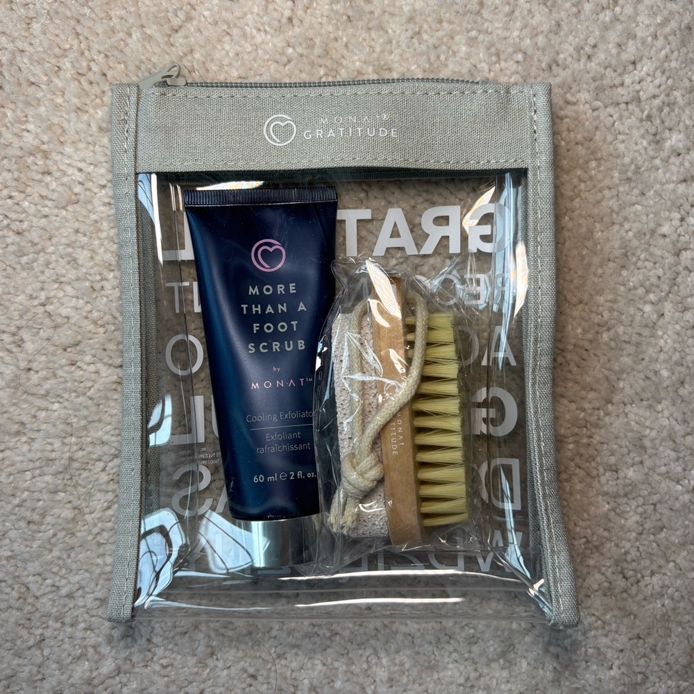 MONAT More Than a Foot Scrub with Brush Set